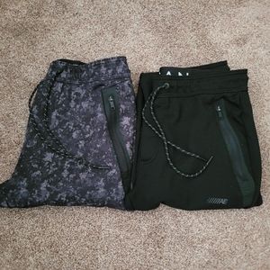 2 pair American Eagle Men's joggers Size  Medium
